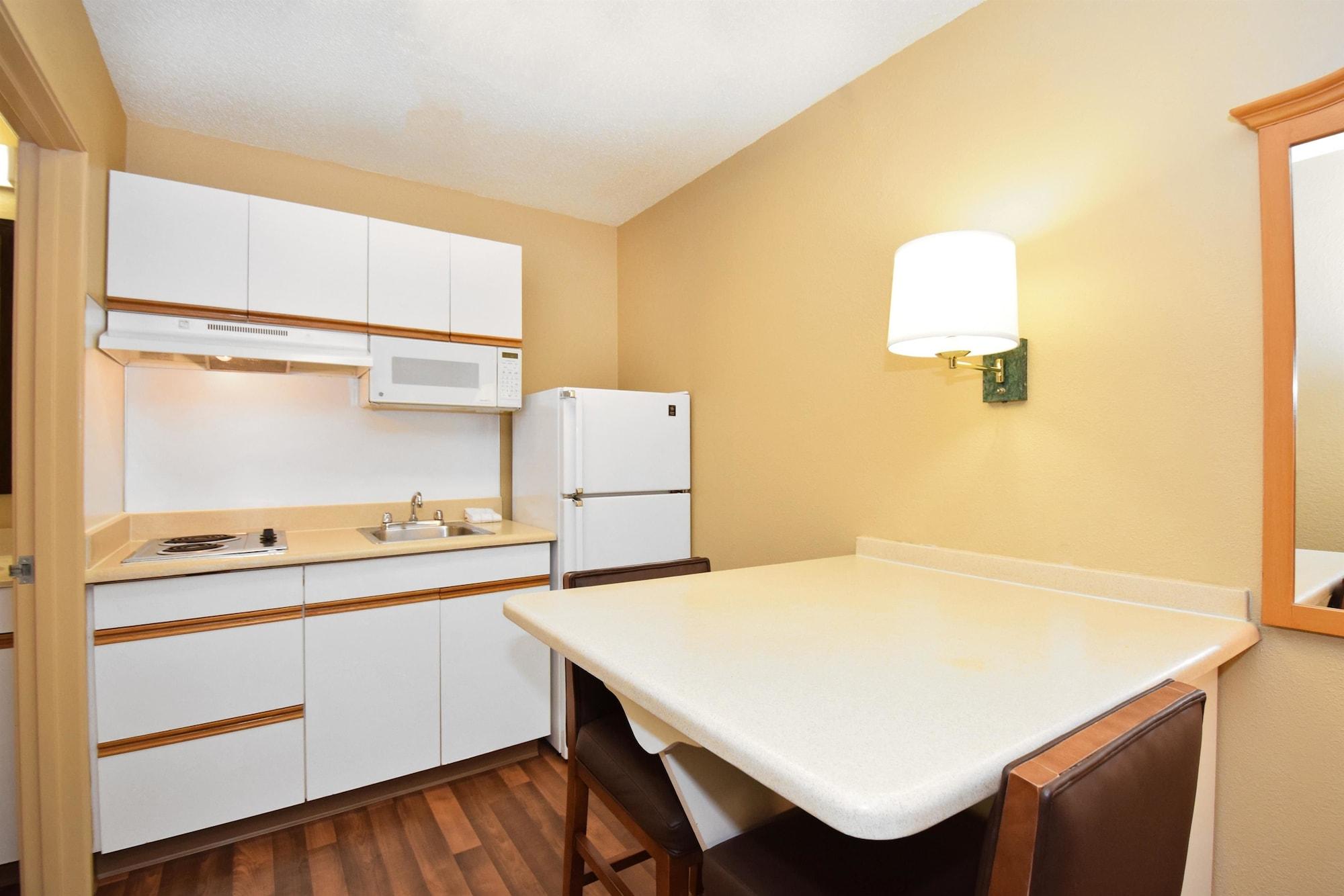 Extended Stay America Select Suites - Richmond - West End - I-64 Short Pump Exterior photo
