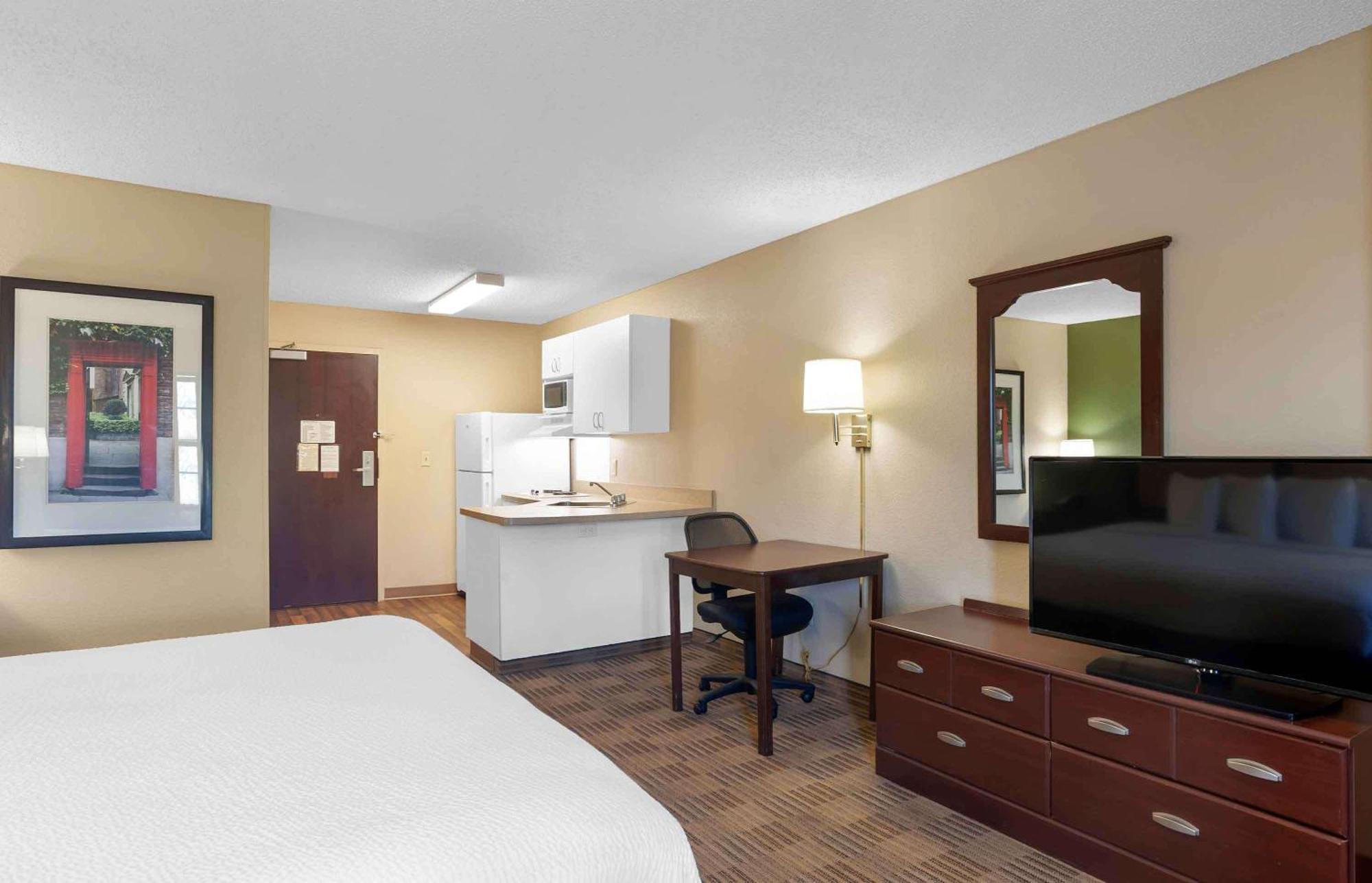 Extended Stay America Select Suites - Richmond - West End - I-64 Short Pump Exterior photo