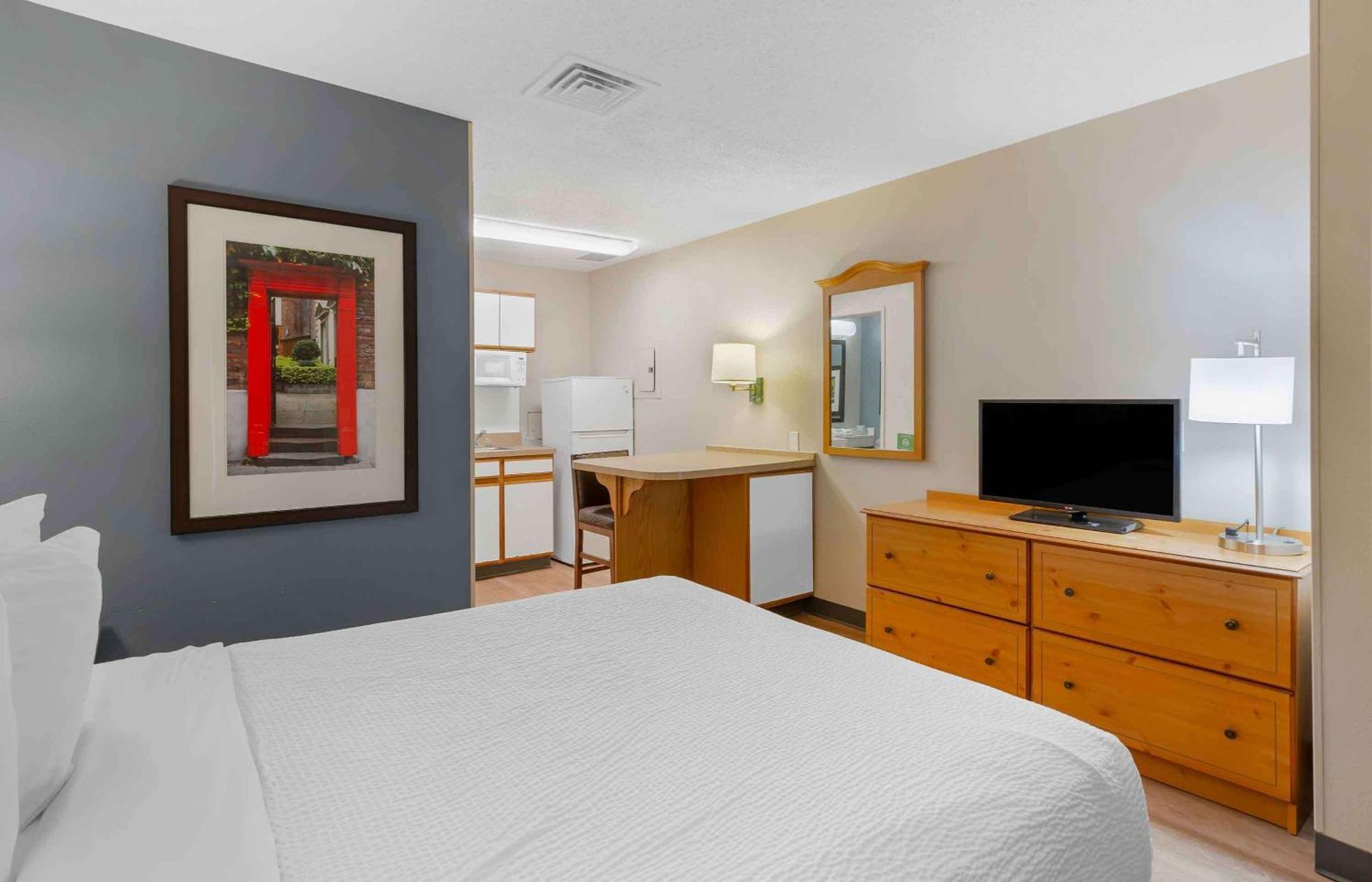 Extended Stay America Select Suites - Richmond - West End - I-64 Short Pump Exterior photo