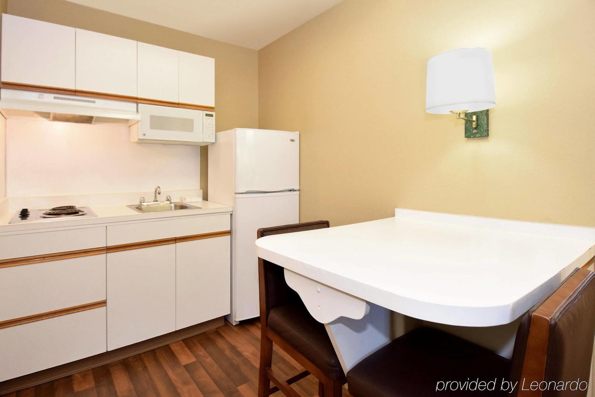 Extended Stay America Select Suites - Richmond - West End - I-64 Short Pump Exterior photo